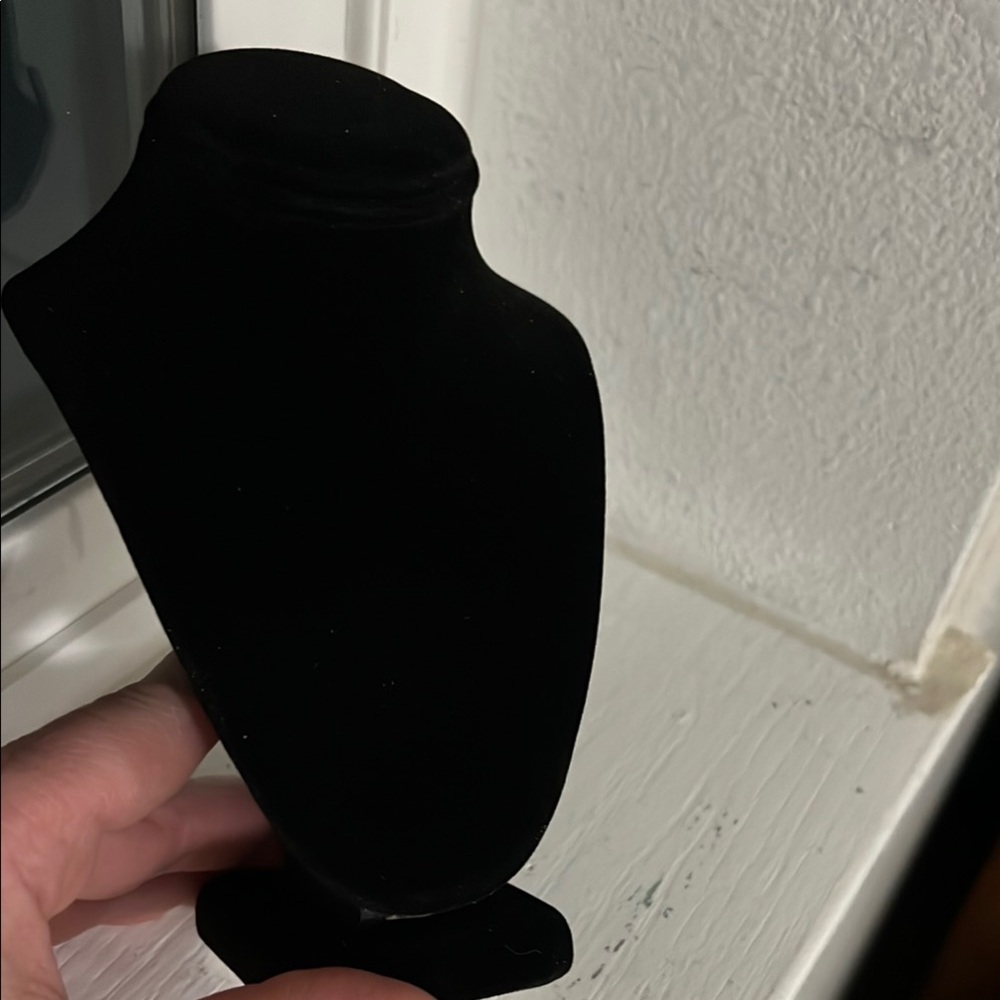 Small Black Velvet Necklace Display Stand